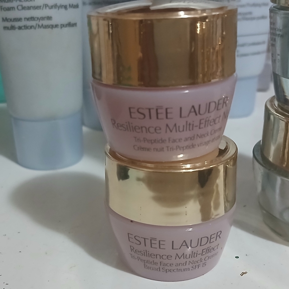 Estee Lauder bundle - Picture 7 of 9